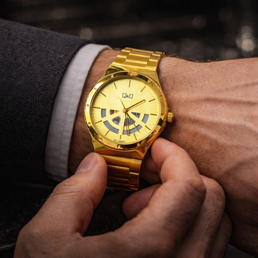 Reloj Q&Q Dorado Clasico