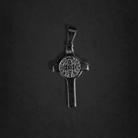 Dije San Benito Cruz Black