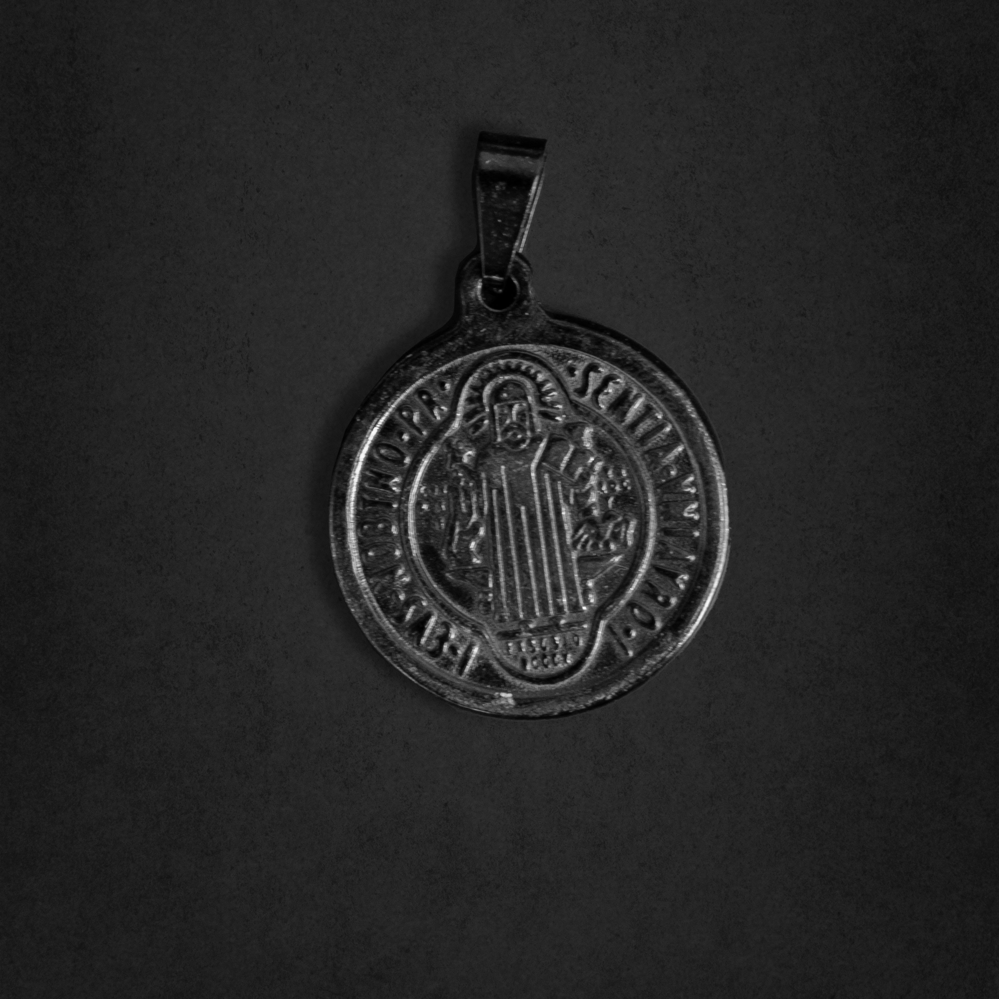 Dije San Benito Black